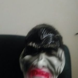 Meet your Posher, Troy